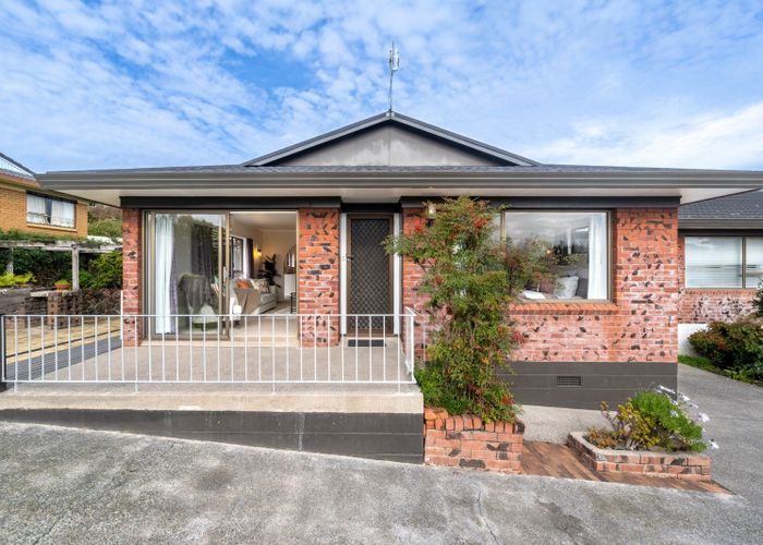  at 2/29 Rapallo Place, Farm Cove, Manukau City, Auckland