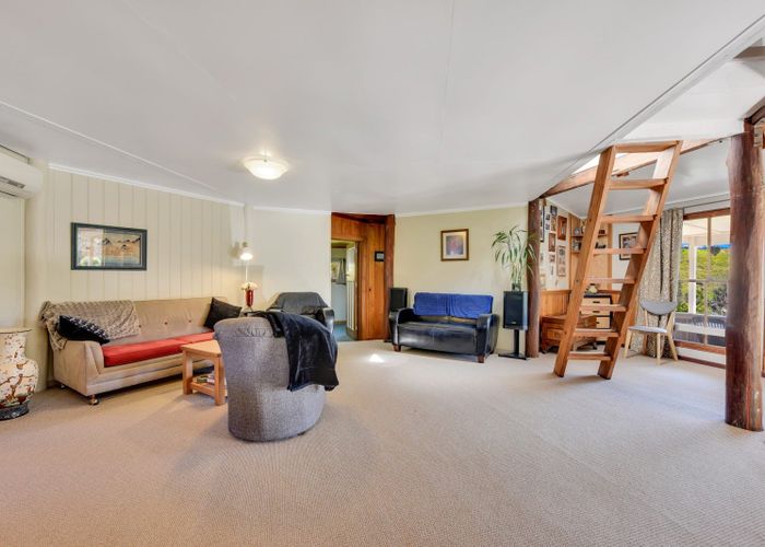  at 89 Sunday Creek Road, Thorpe, Wakefield