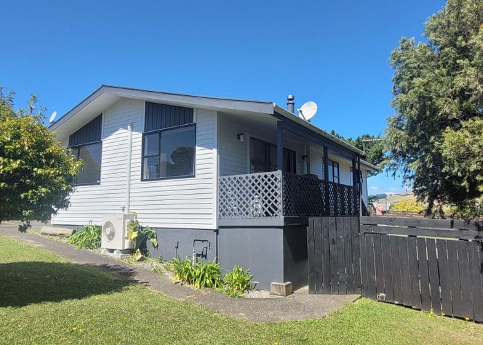  at 10 Sombrero View, Ascot Park, Porirua