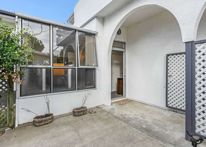  at 138 Gloucester Street, Taradale, Napier, Hawke's Bay