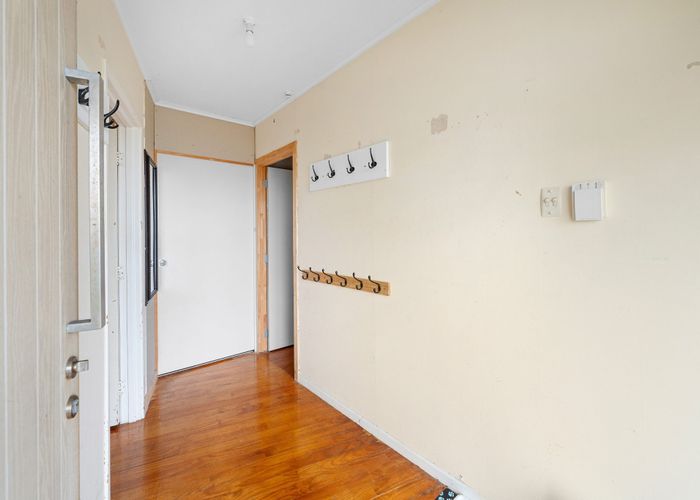  at 32 Chatsworth Crescent, Pakuranga Heights, Manukau City, Auckland
