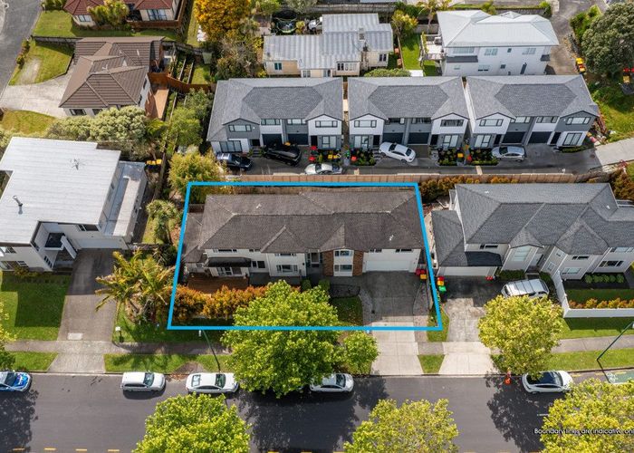  at 1B Harrowglen Drive, Northcross, Auckland