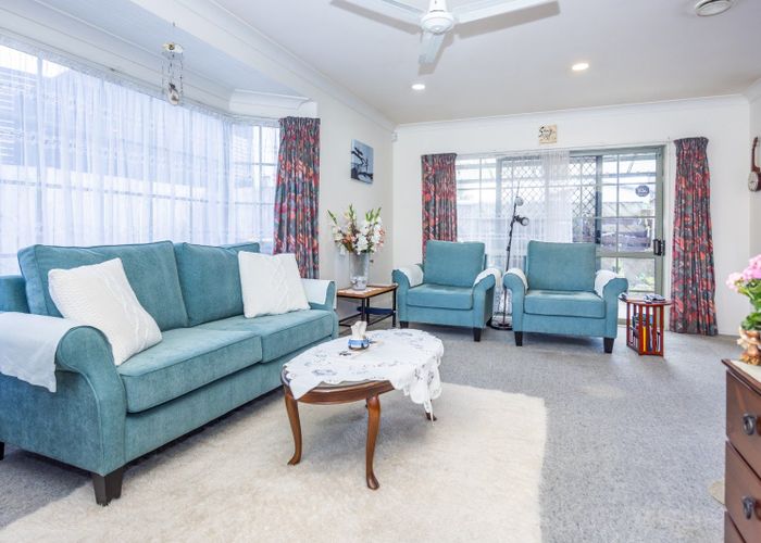  at 1184 River Road, Flagstaff, Hamilton
