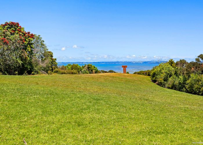  at 117 The Avenue, Lynfield, Auckland