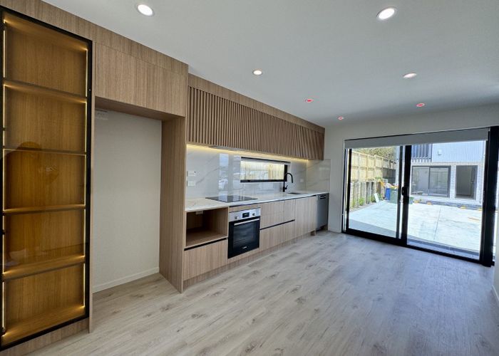  at 3/36  Fairdale Place, Birkdale, North Shore City, Auckland