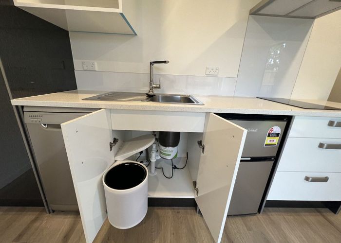  at 15 Matukutureia Lane, Manurewa, Manukau City, Auckland