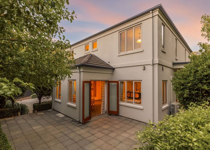  at 16 Basil Place, Mount Pleasant, Christchurch