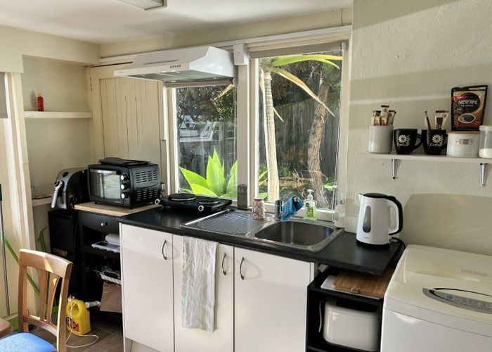  at 5 Seaview Road, Paraparaumu Beach, Kapiti Coast, Wellington