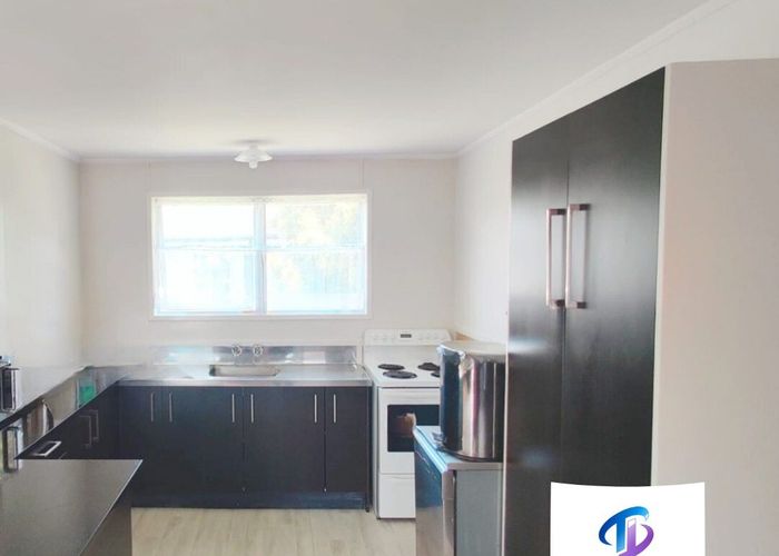 at 18 Lipton Grove, Opaheke, Papakura, Auckland