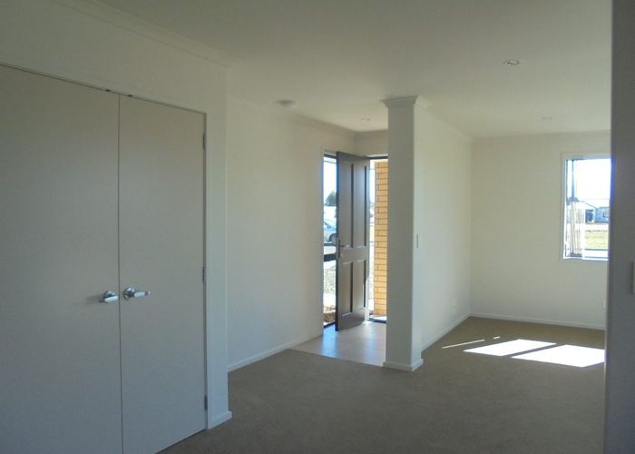  at 16 Epping Place, Dinsdale, Hamilton