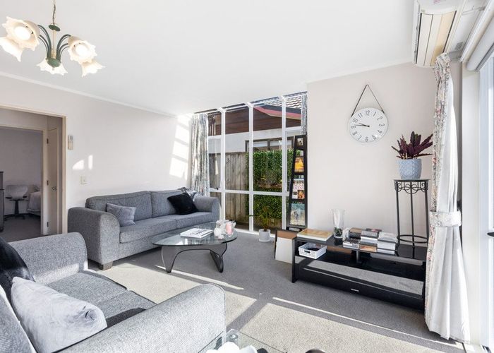  at 30 Macalister Place, Miramar, Wellington, Wellington