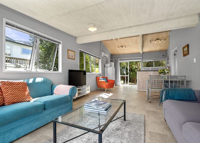  at 12 Nelson Avenue, Surfdale, Waiheke Island