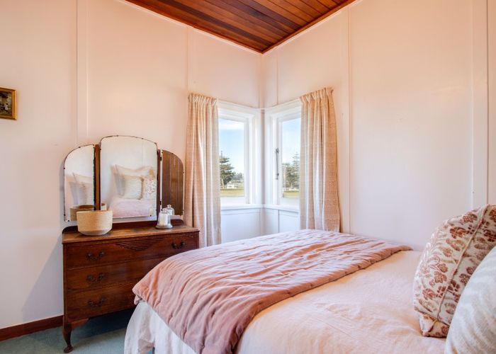 at 9 Ferguson Avenue, Westshore, Napier