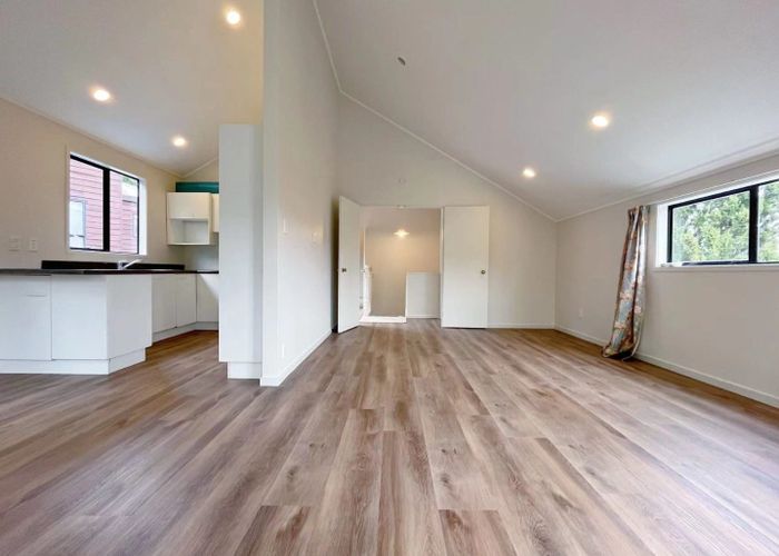 at 1/41 Howard Road, Northcote, Auckland