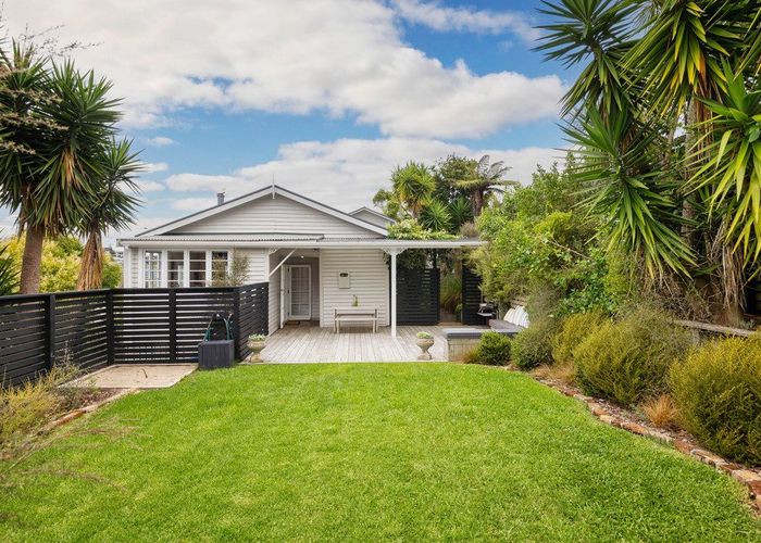  at 1/44 Tiverton Road, Avondale, Auckland City, Auckland