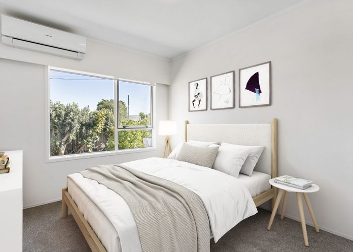  at 1/68 Lake Road, Narrow Neck, Auckland