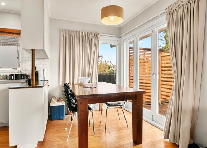  at 33 Durham Street, Te Atatu Peninsula, Waitakere City, Auckland