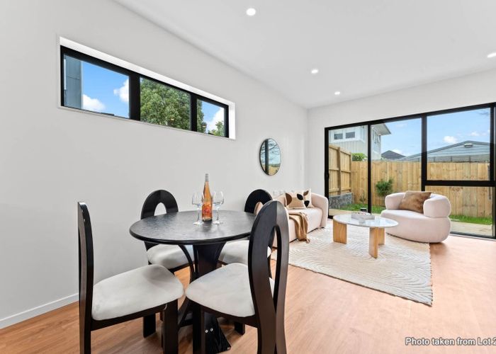  at 2/58 Waipani Road, Te Atatu Peninsula, Waitakere City, Auckland