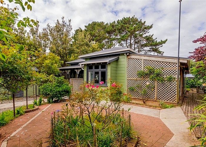  at 7 Arthur Street, Waikawa Beach, Manakau