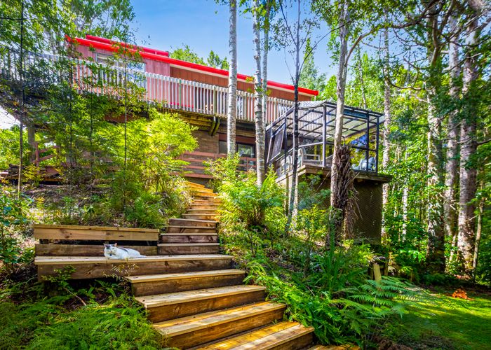  at 15 Kaurimu Rise, Titirangi, Auckland