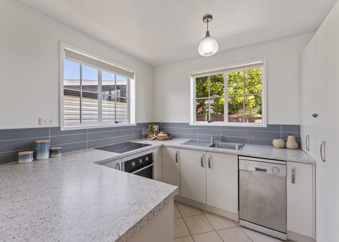  at 2/9 Britannia Street, North New Brighton, Christchurch City, Canterbury