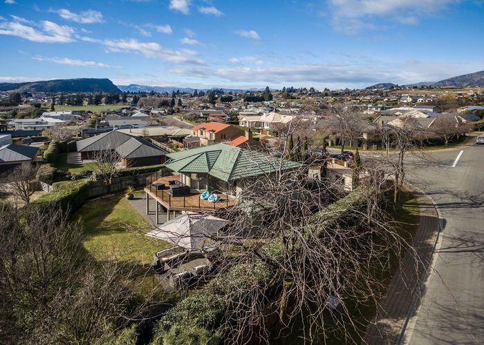 Free property data for 94 Meadowstone Drive, Wanaka homes.co.nz