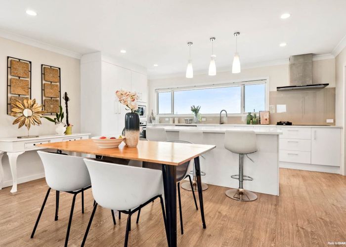  at 9 Bruce Road, Glenfield, North Shore City, Auckland