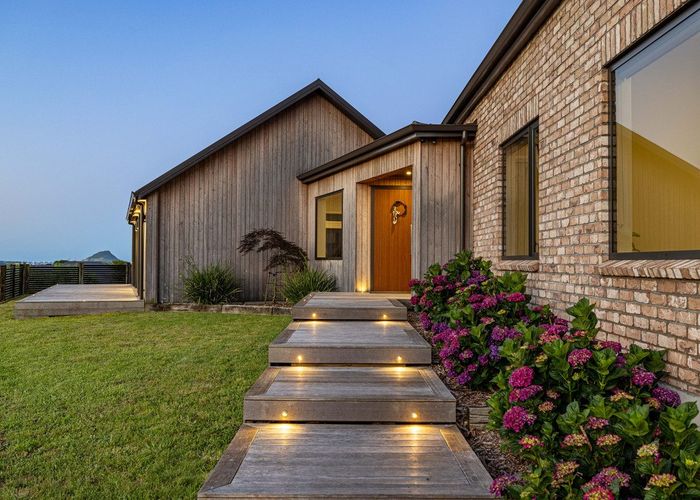  at 42 Te Auhi Way, Welcome Bay, Tauranga, Bay Of Plenty