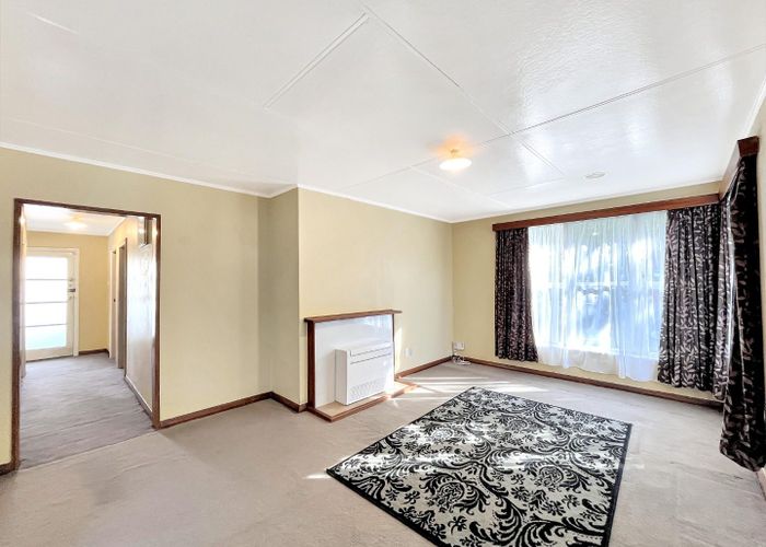  at 11 Manawatu Street, Hokowhitu, Palmerston North, Manawatu / Whanganui