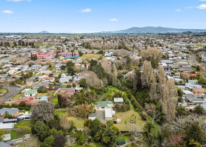  at 33 Frederick Drive, Dinsdale, Hamilton, Waikato