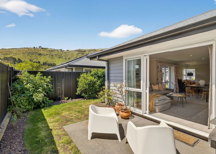  at 9/64 Port Hills Road, Heathcote, Christchurch City, Canterbury