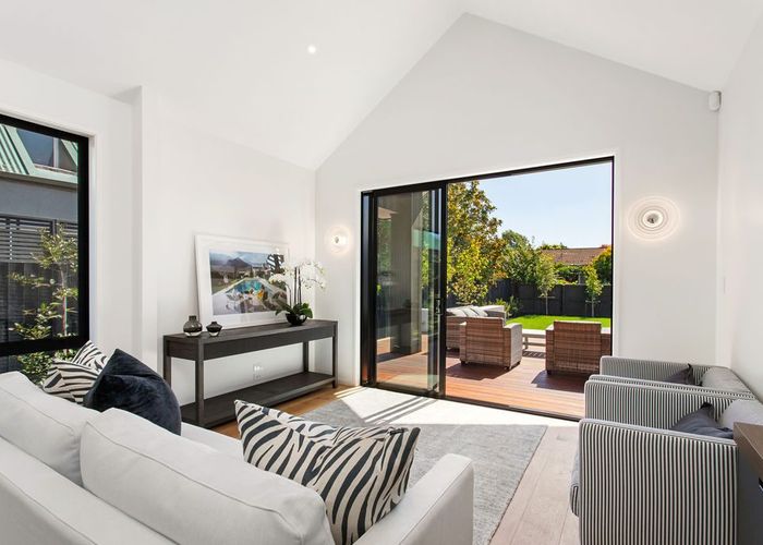  at 85 Glandovey Road, Fendalton, Christchurch City, Canterbury