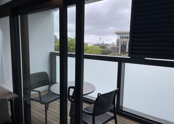  at 402/41 Gillies Avenue, Newmarket, Auckland City, Auckland