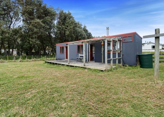  at 14 Pilot Road, Tongaporutu, New Plymouth, Taranaki