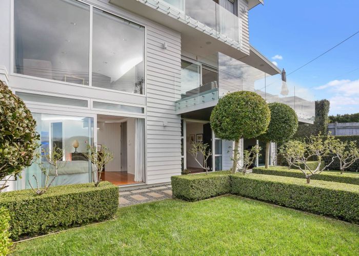  at 81 Seacliffe Avenue, Narrow Neck, North Shore City, Auckland