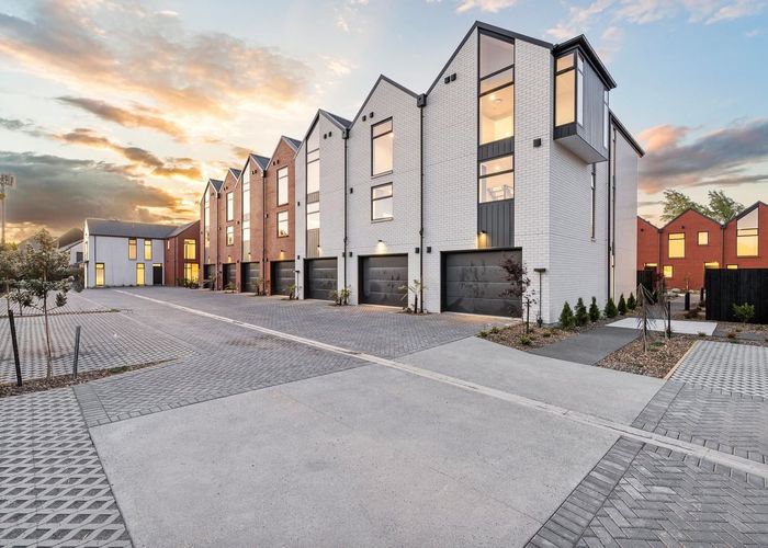  at 2/11 Donald Place, St. Albans, Christchurch City, Canterbury