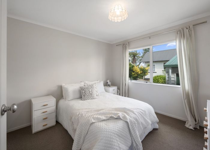  at 8 & 8A Holden Avenue, Holdens Bay, Rotorua, Bay Of Plenty