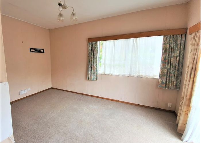  at 8a Phillip Street, Johnsonville, Wellington, Wellington