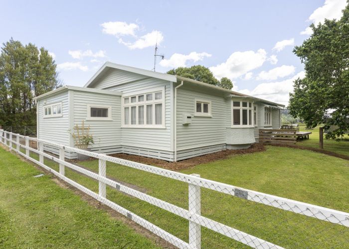  at 32 Cambridge Street, Pahiatua, Pahiatua