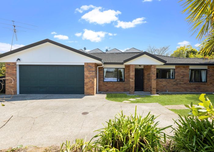  at 9 Shah Place, Glen Eden, Auckland