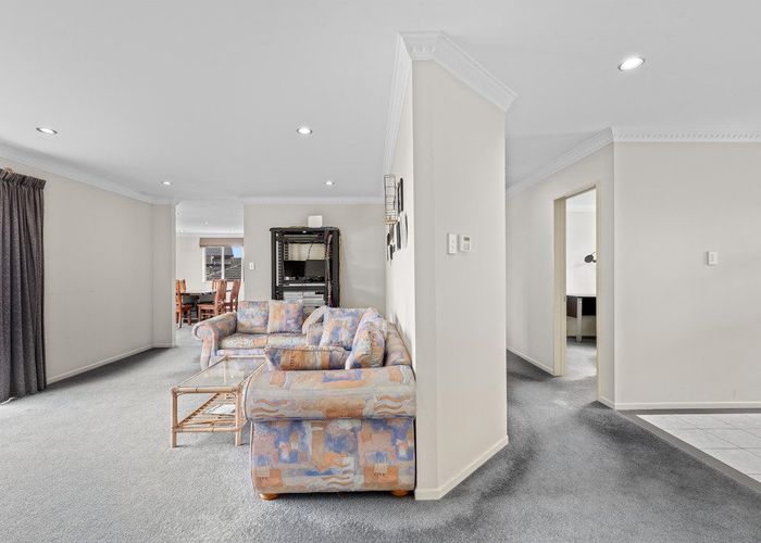  at 29 Leafield Crescent, Henderson, Waitakere City, Auckland