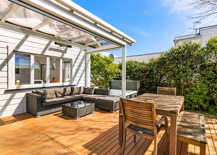  at 19 Beauchamp Street, Karori, Wellington, Wellington