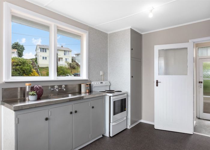  at 18 Aparangi Crescent, Elsdon, Porirua