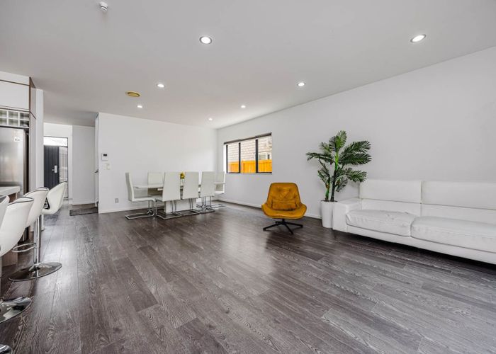  at 3 Castlederg Drive, Flat Bush, Manukau City, Auckland