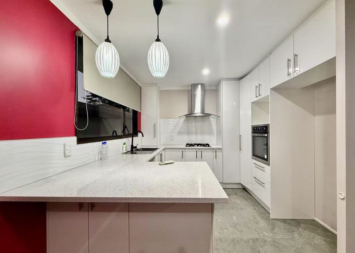  at 1/8 Kirklow Place, Goodwood Heights, Manukau City, Auckland