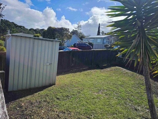  at 1/16 Wernham Place, Northcote, North Shore City, Auckland