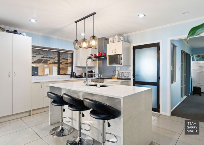  at 18 Swallow Drive, Manurewa, Manukau City, Auckland