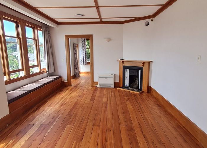  at 120 120 Inglis Street, Seatoun, Wellington, Wellington