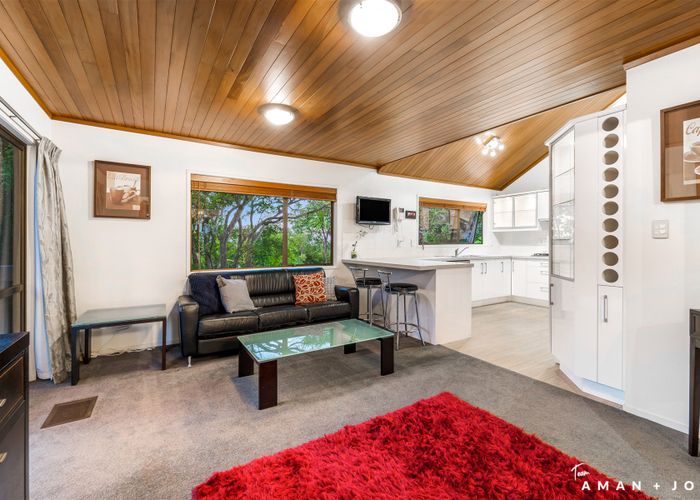  at 11 Gothic Place, Lynfield, Auckland