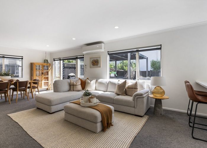  at 11/15 Harrison Road, Mount Wellington, Auckland